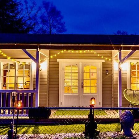 The Retreat Log Cabin サドベリー エクステリア 写真