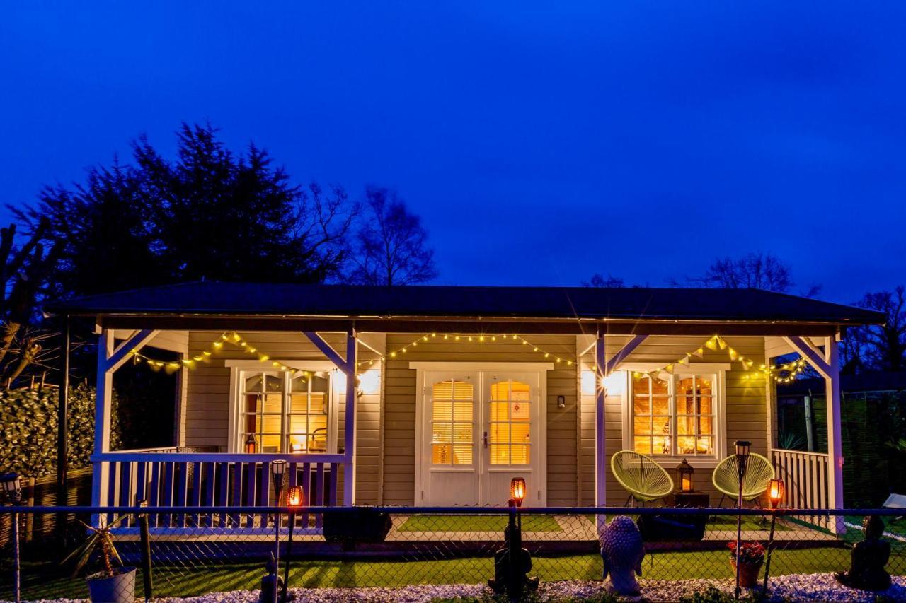The Retreat Log Cabin サドベリー エクステリア 写真