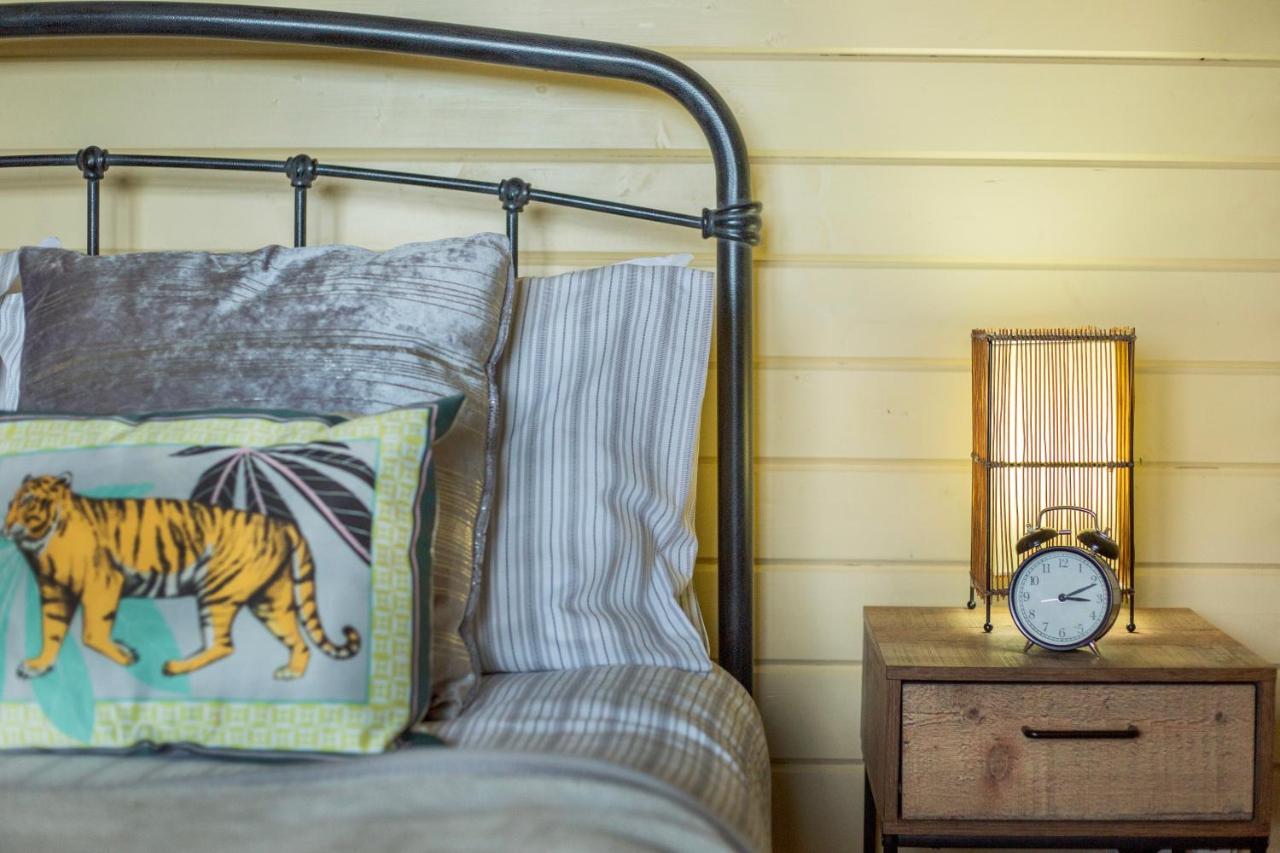 The Retreat Log Cabin サドベリー エクステリア 写真