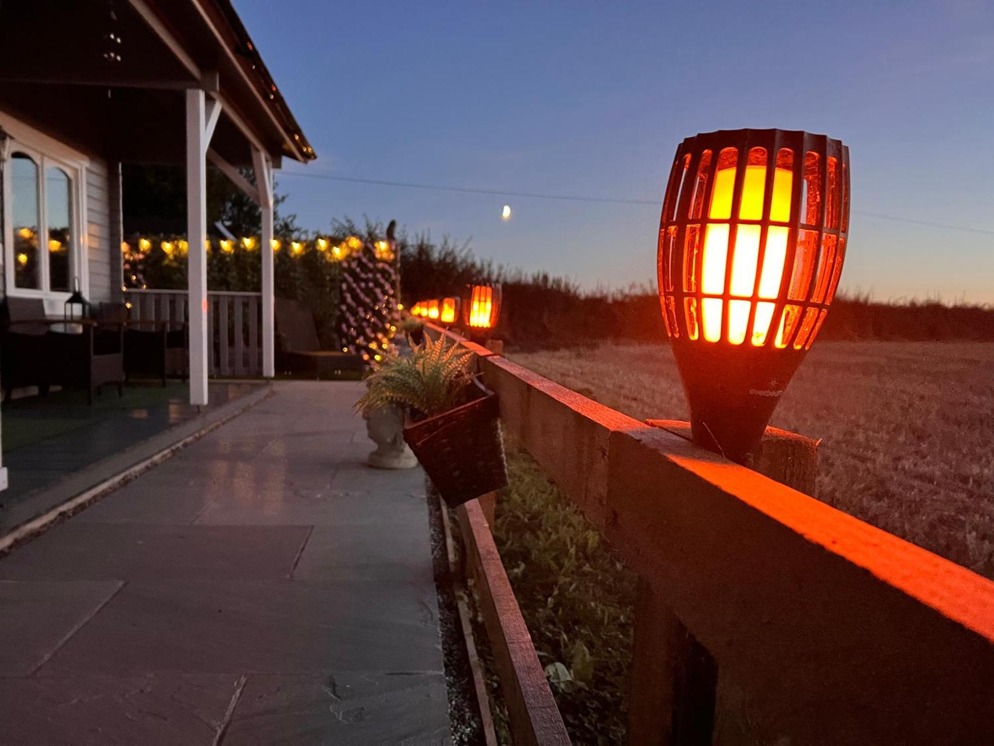 The Retreat Log Cabin サドベリー エクステリア 写真